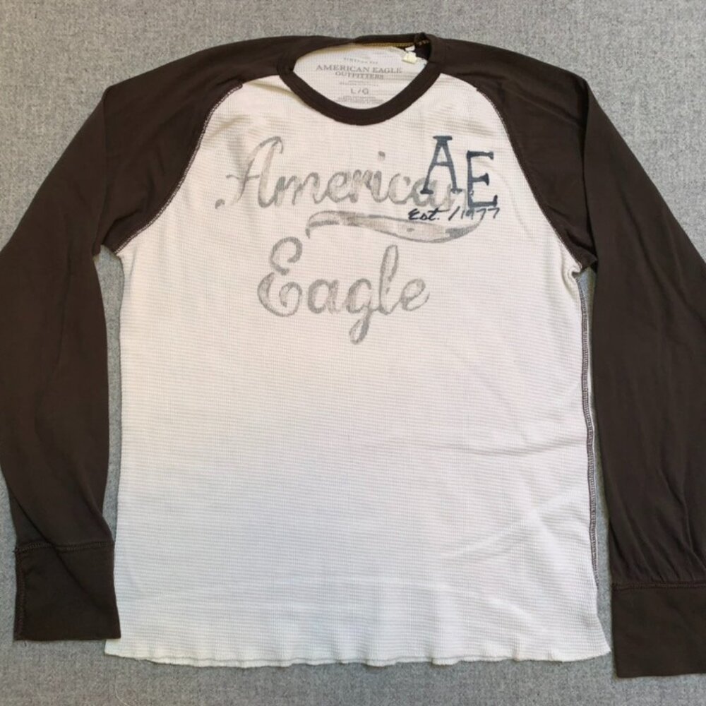 American Eagle Long Sleeve T-Shirt